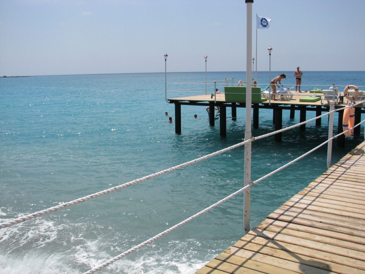 imagini hotel DELPHIN BOTANIK